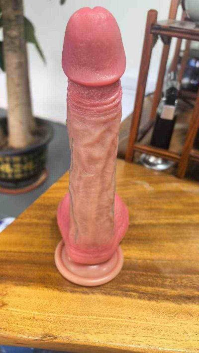 Manual phallus